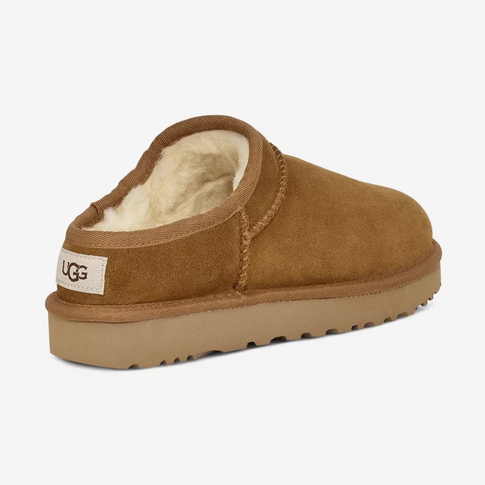 UGG® - Classic Slippers, Size 9 - Picture 2 of 9